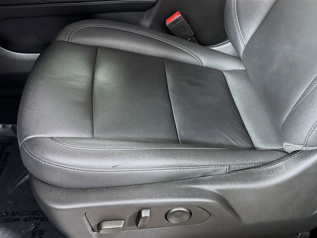 Certified 2023 Chevrolet Tahoe Z71 w/ Luxury Package image 22