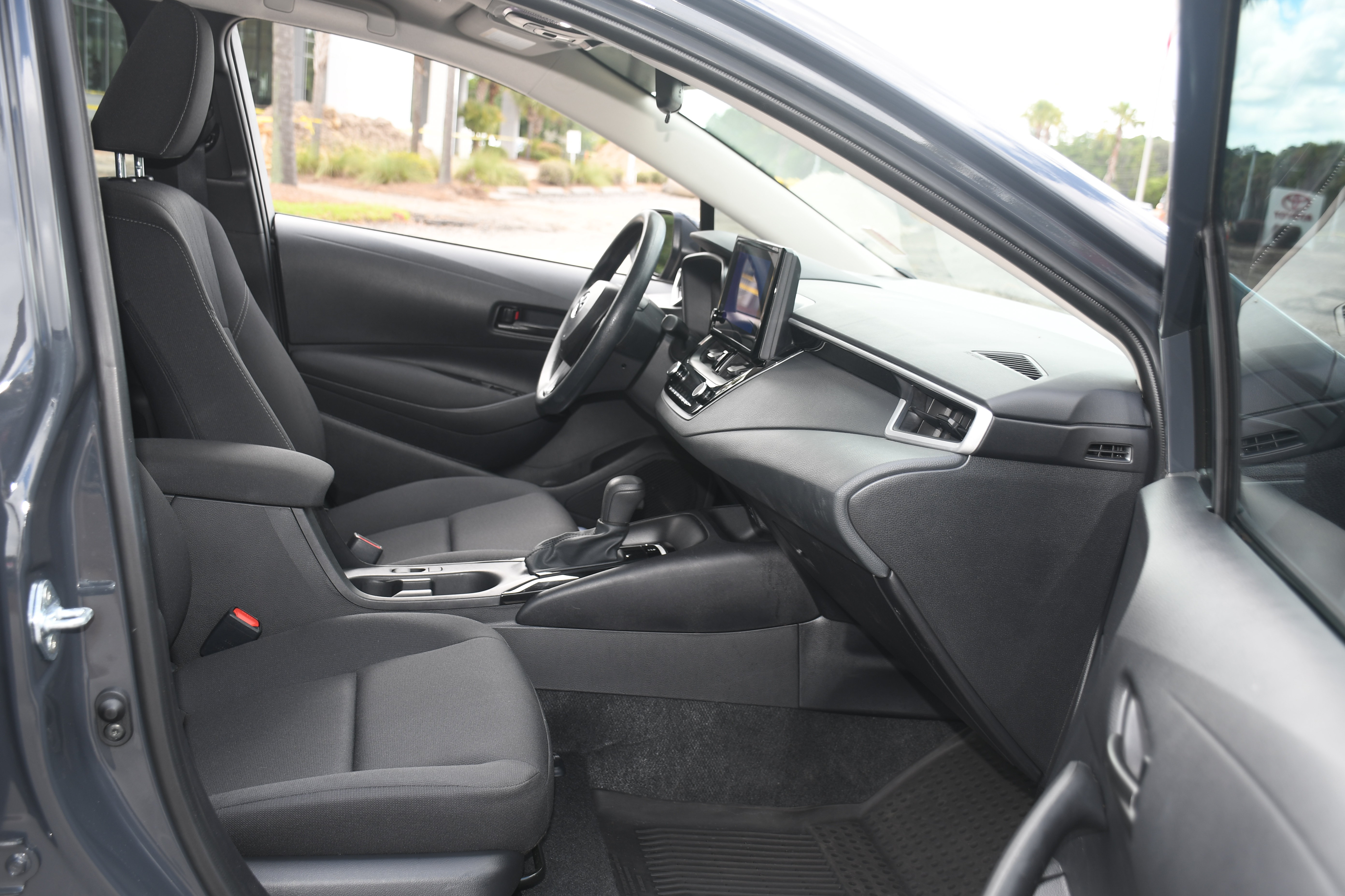 Certified 2025 Toyota Corolla LE w/ Convenience Package FWD image 19