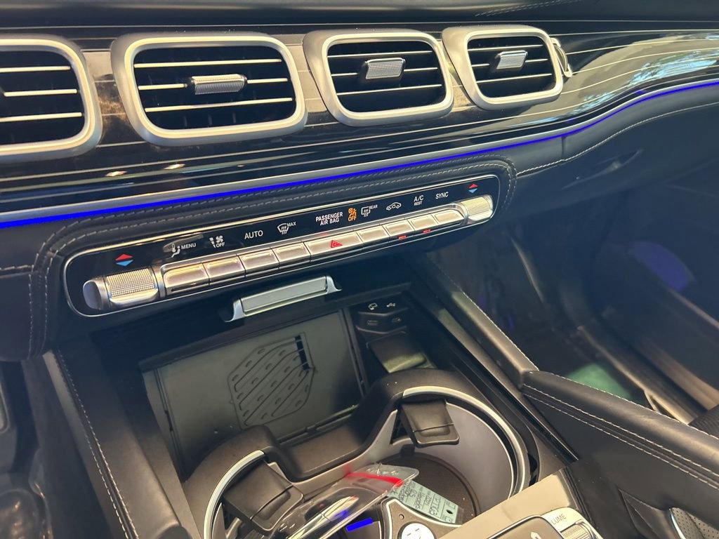 Used 2021 Mercedes-Benz Maybach GLS 600 4MATIC image 59