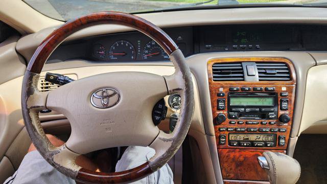 Used 2004 Toyota Avalon XLS FWD image 17