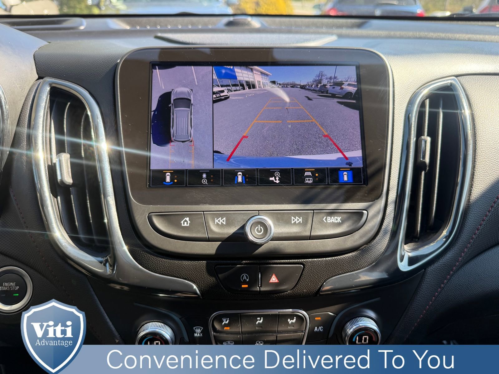 Used 2022 Chevrolet Equinox RS w/ RS Leather Package AWD/4WD image 34