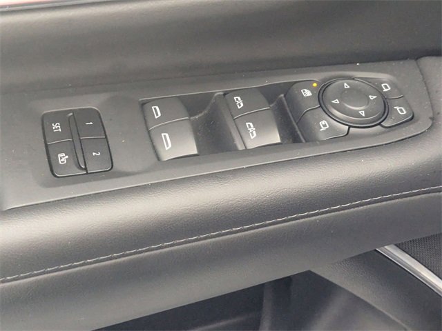 Used 2022 Chevrolet Tahoe LT w/ Luxury Package image 12