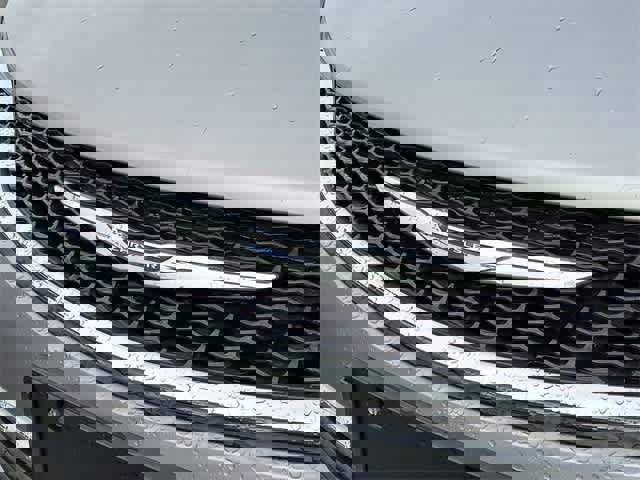 Used 2016 Chrysler 200 Limited image 34