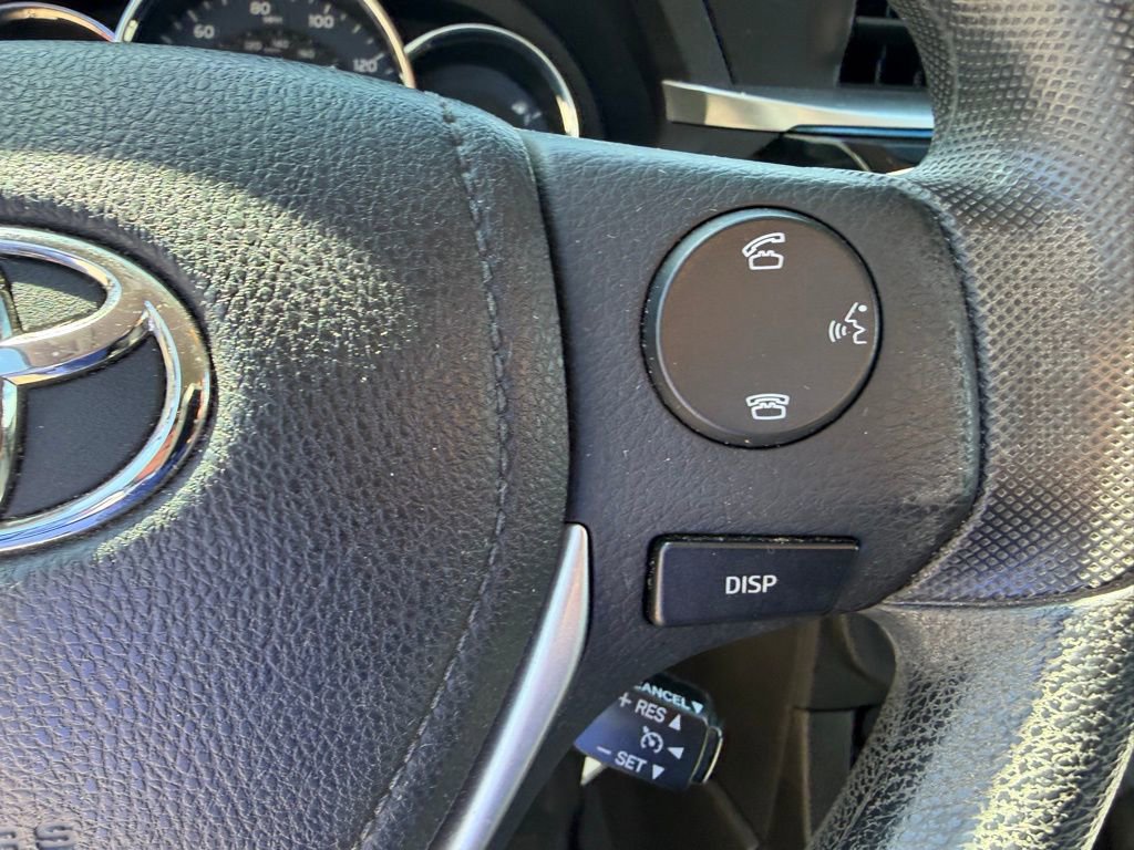 Used 2015 Toyota Corolla LE image 26