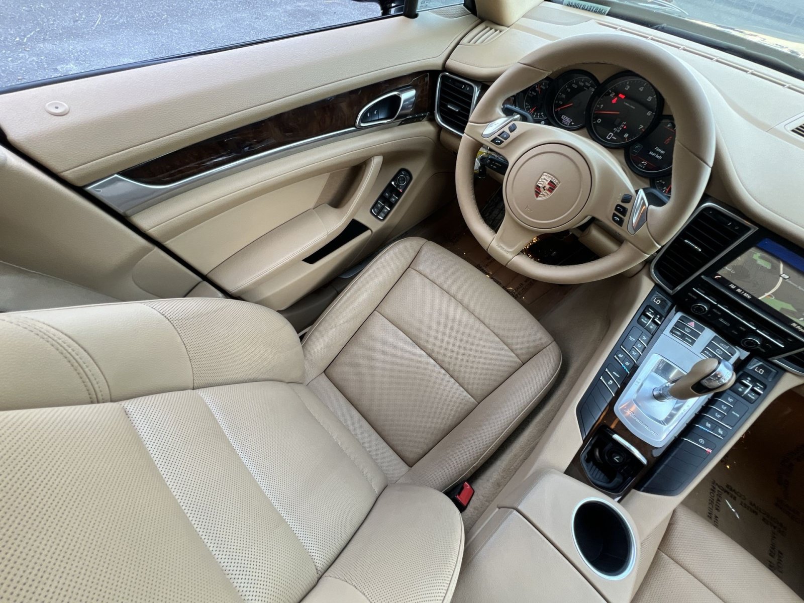 Used 2014 Porsche Panamera 4 AWD/4WD image 16