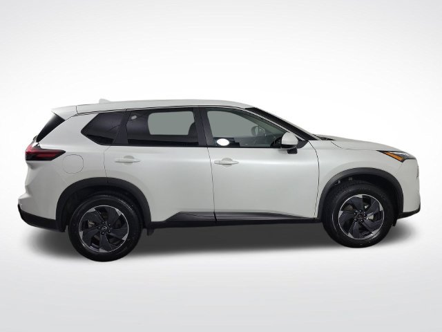 Used 2024 Nissan Rogue SV FWD image 35