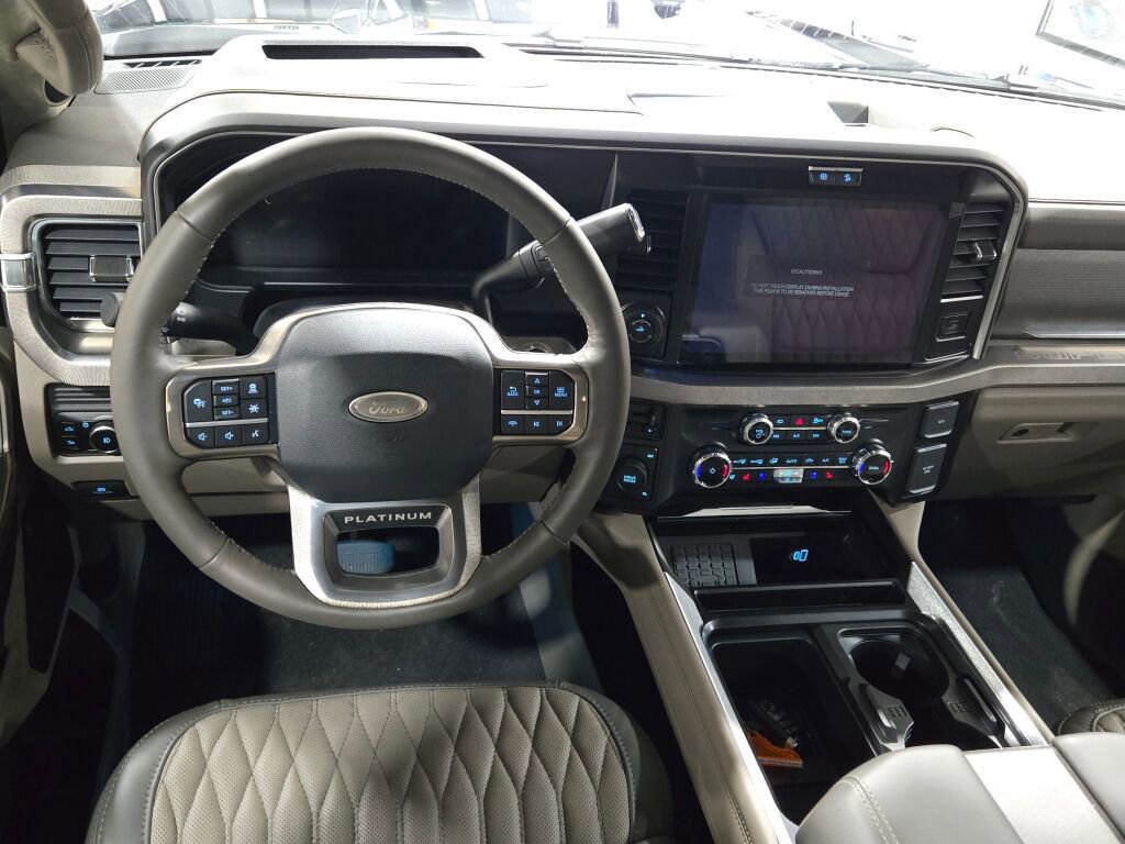 New 2026 Ford F450 Platinum w/ Platinum Plus Package image 20