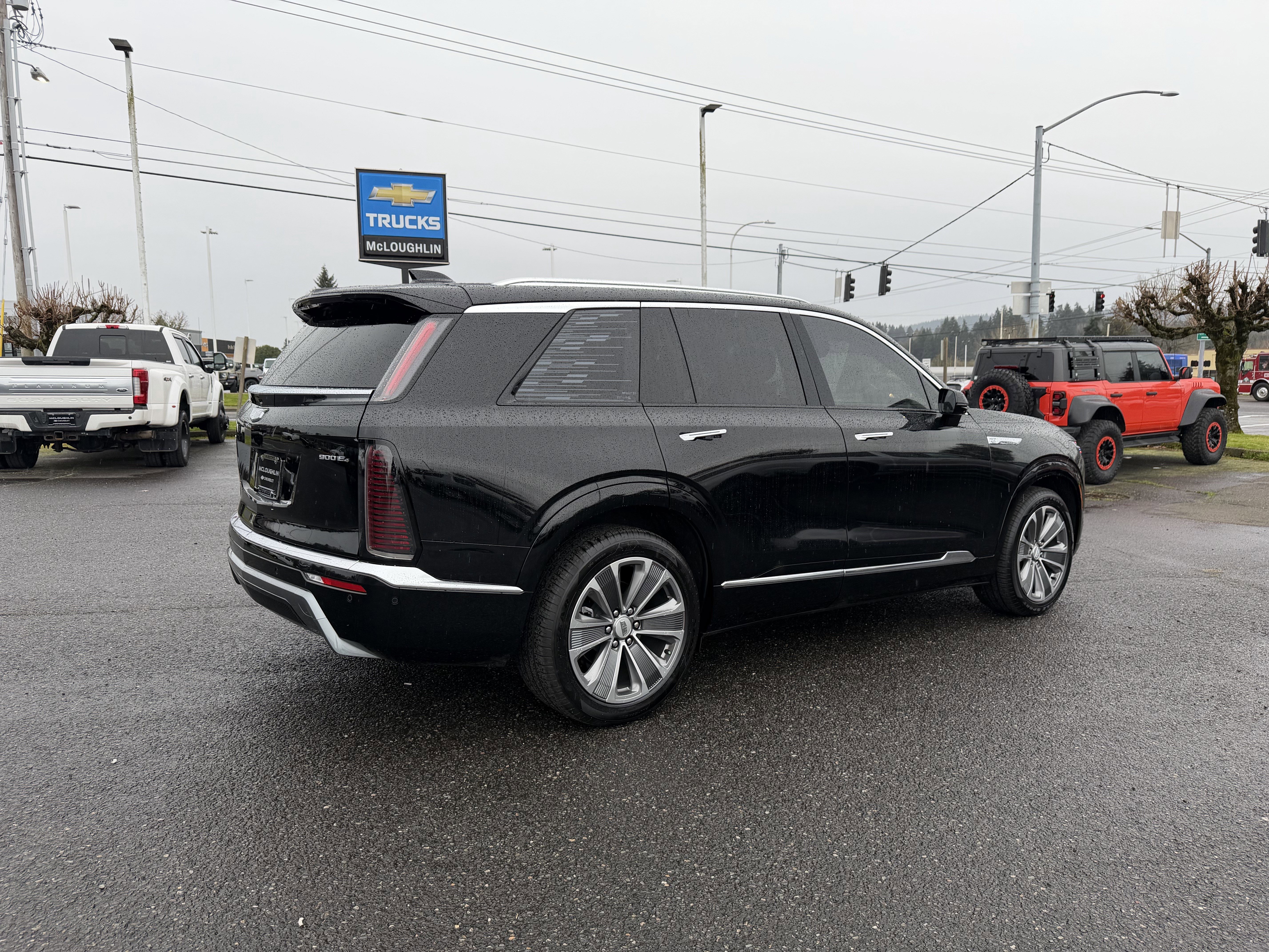 Used 2026 Cadillac Vistiq Luxury image 6