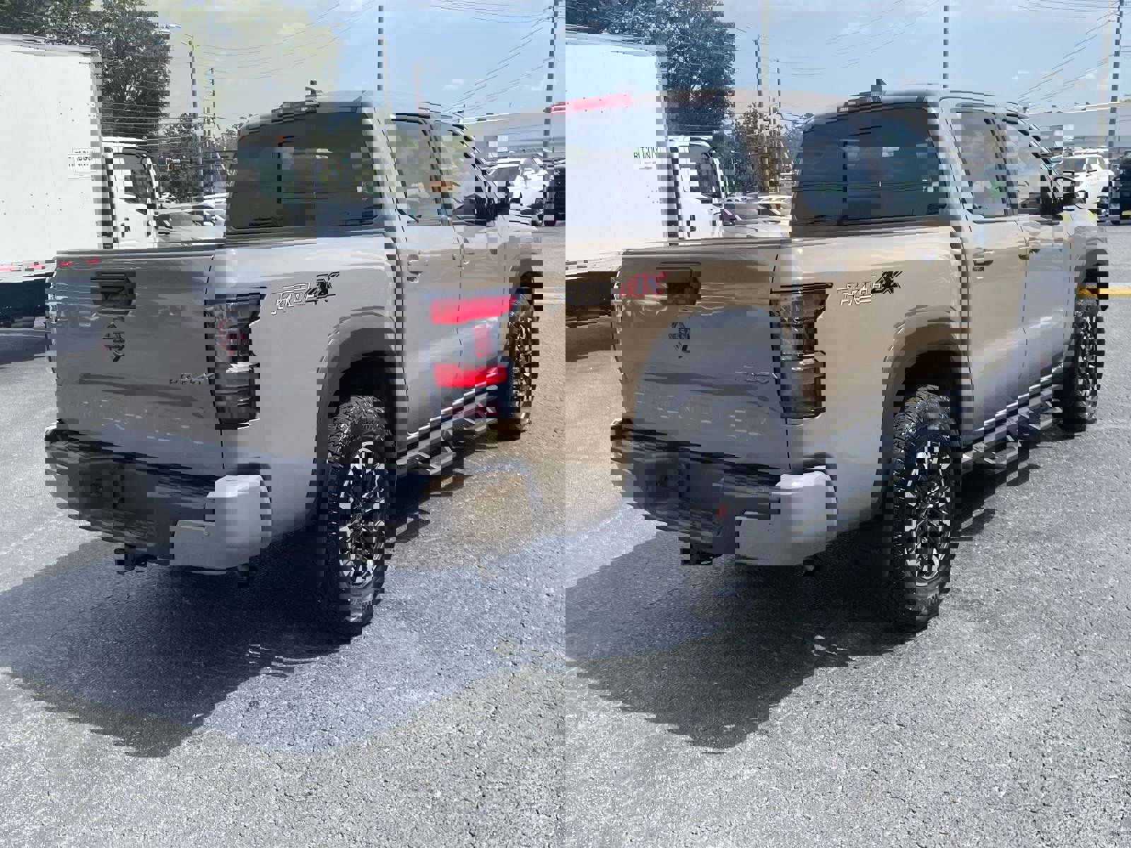 Used 2023 Nissan Frontier PRO-4X w/ Pro Convenience Package image 3