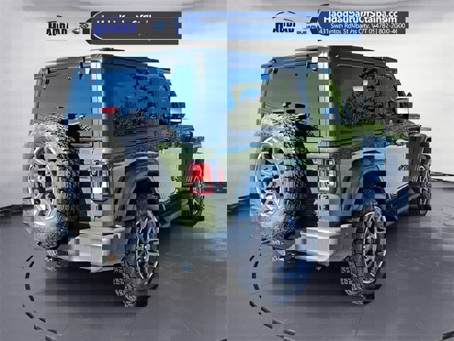 Used 2021 Jeep Wrangler Sport image 5