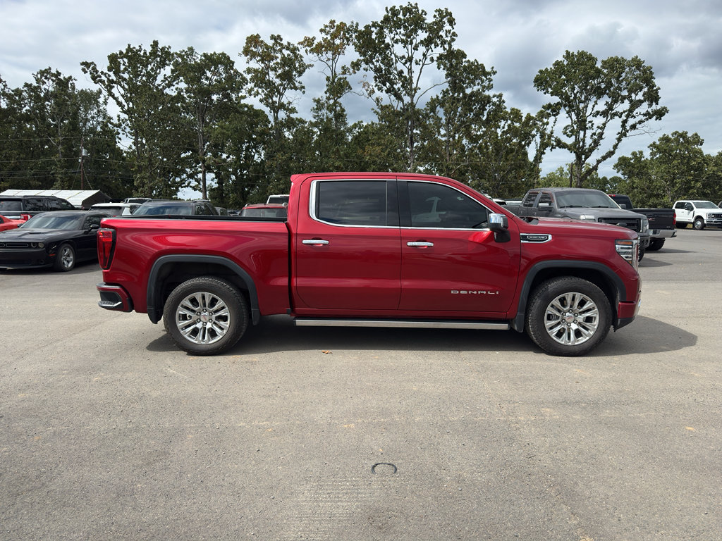 Used 2024 GMC Sierra 1500 Denali AWD/4WD image 4