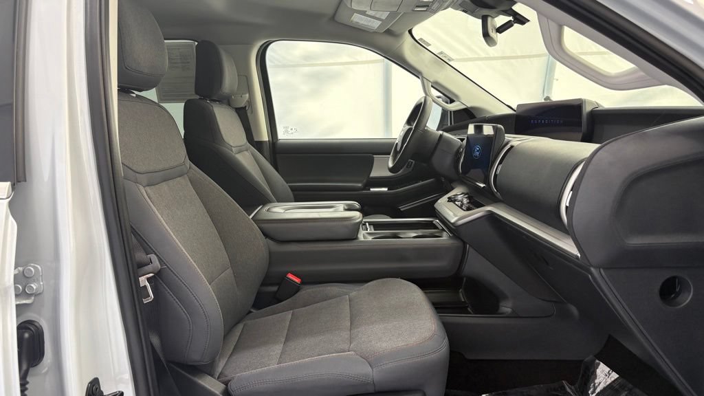 Certified 2025 Ford Expedition Max Active AWD/4WD image 30
