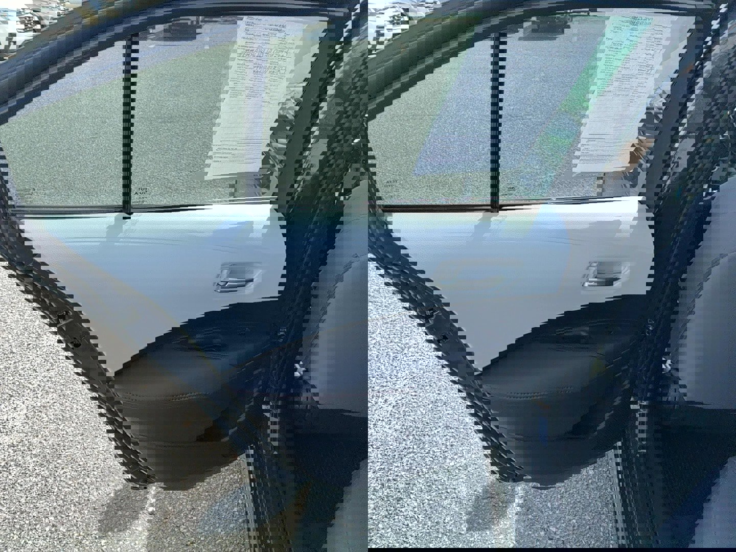 Used 2025 Toyota Corolla SE image 11