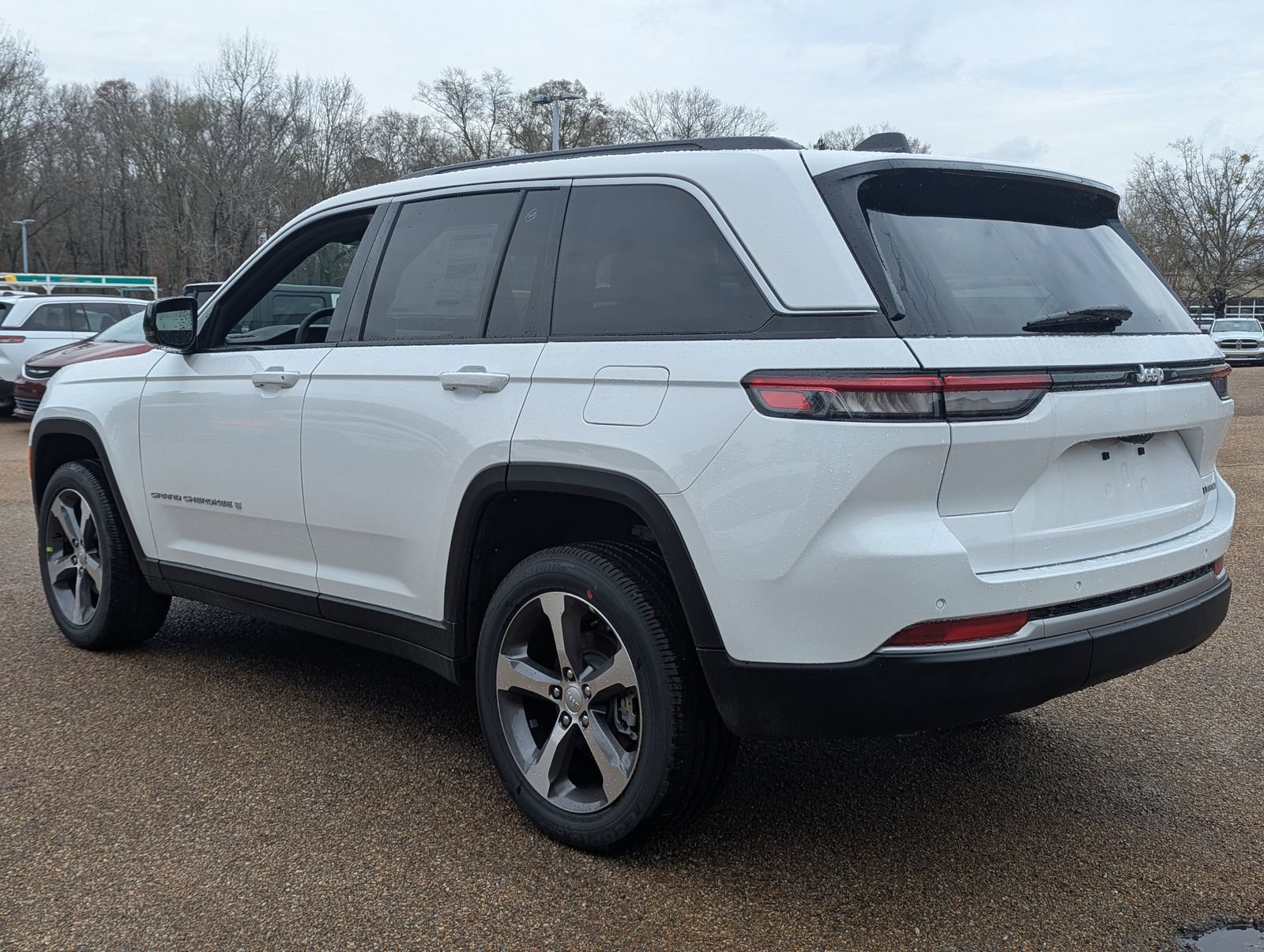 New 2026 Jeep Grand Cherokee Limited RWD video 2
