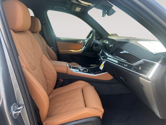 New 2026 BMW X5 xDrive40i w/ Premium Package AWD/4WD image 15