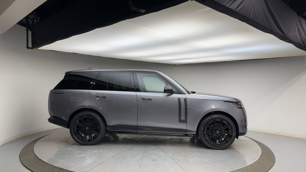Certified 2025 Land Rover Range Rover Autobiography AWD/4WD image 9