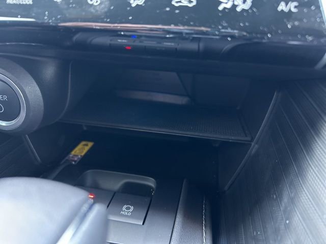 Used 2024 Toyota Venza XLE AWD/4WD image 26