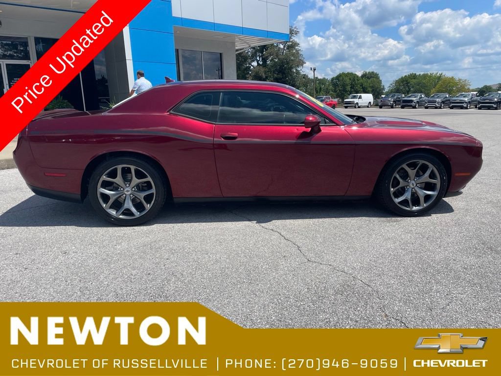 Used 2017 Dodge Challenger SXT Plus RWD image 32