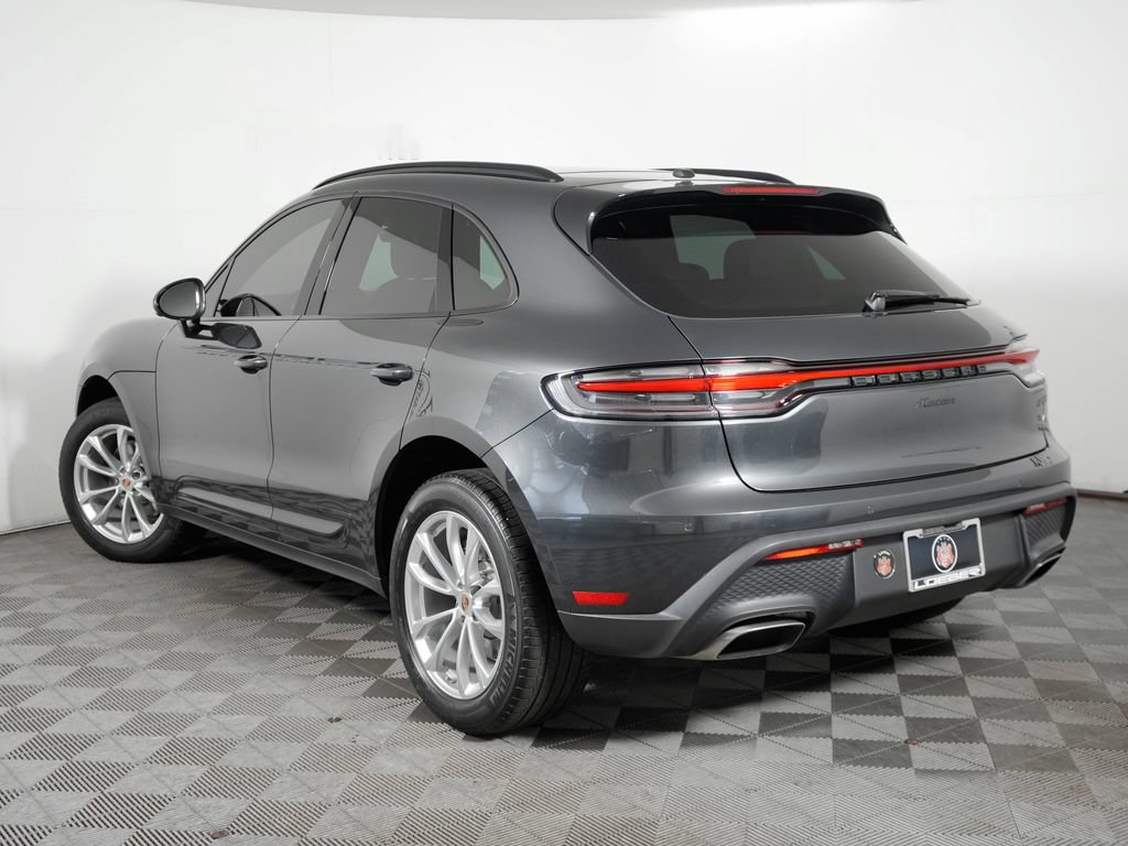 Certified 2023 Porsche Macan Turbo AWD/4WD image 3