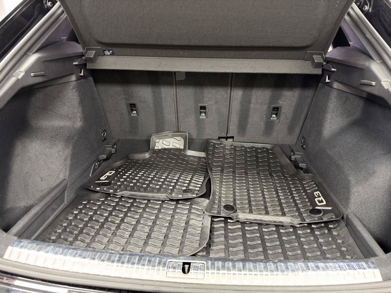 Used 2023 Audi Q3 2.0T Premium Plus w/ Premium Plus Package AWD/4WD image 37
