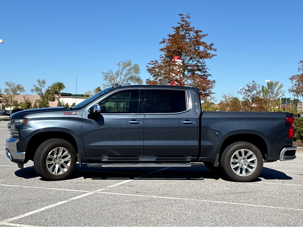 Used 2021 Chevrolet Silverado 1500 LTZ w/ LTZ Convenience Package II image 26