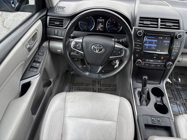 Used 2017 Toyota Camry XLE FWD image 13