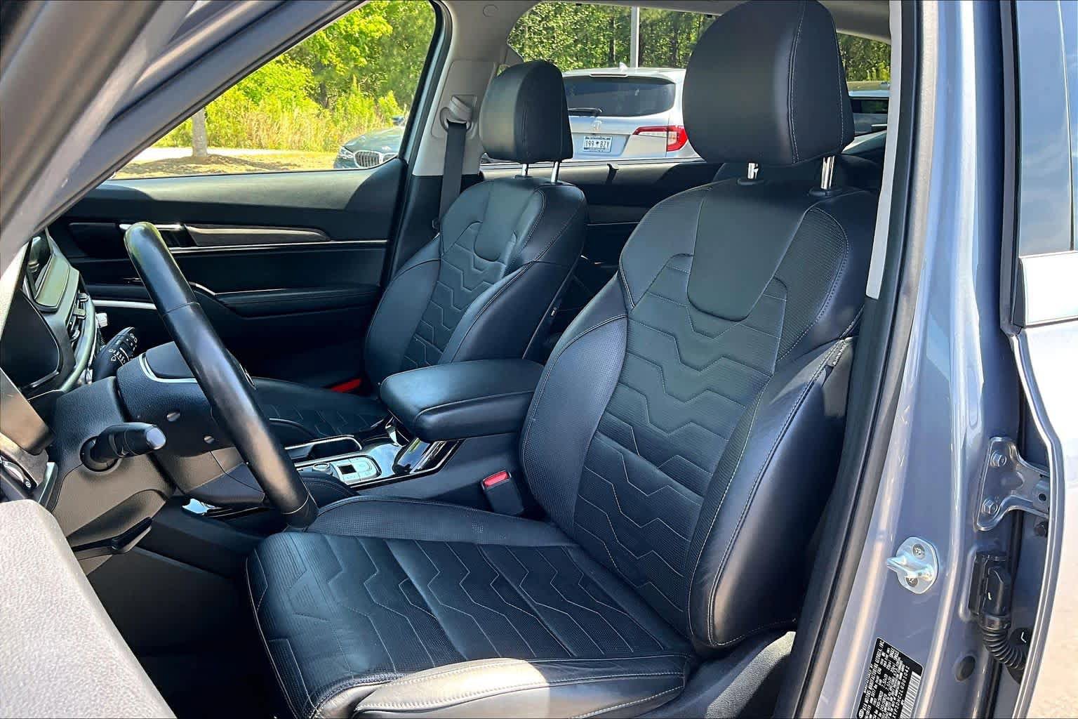 Used 2020 Kia Telluride SX w/ SX Prestige Package AWD/4WD image 7