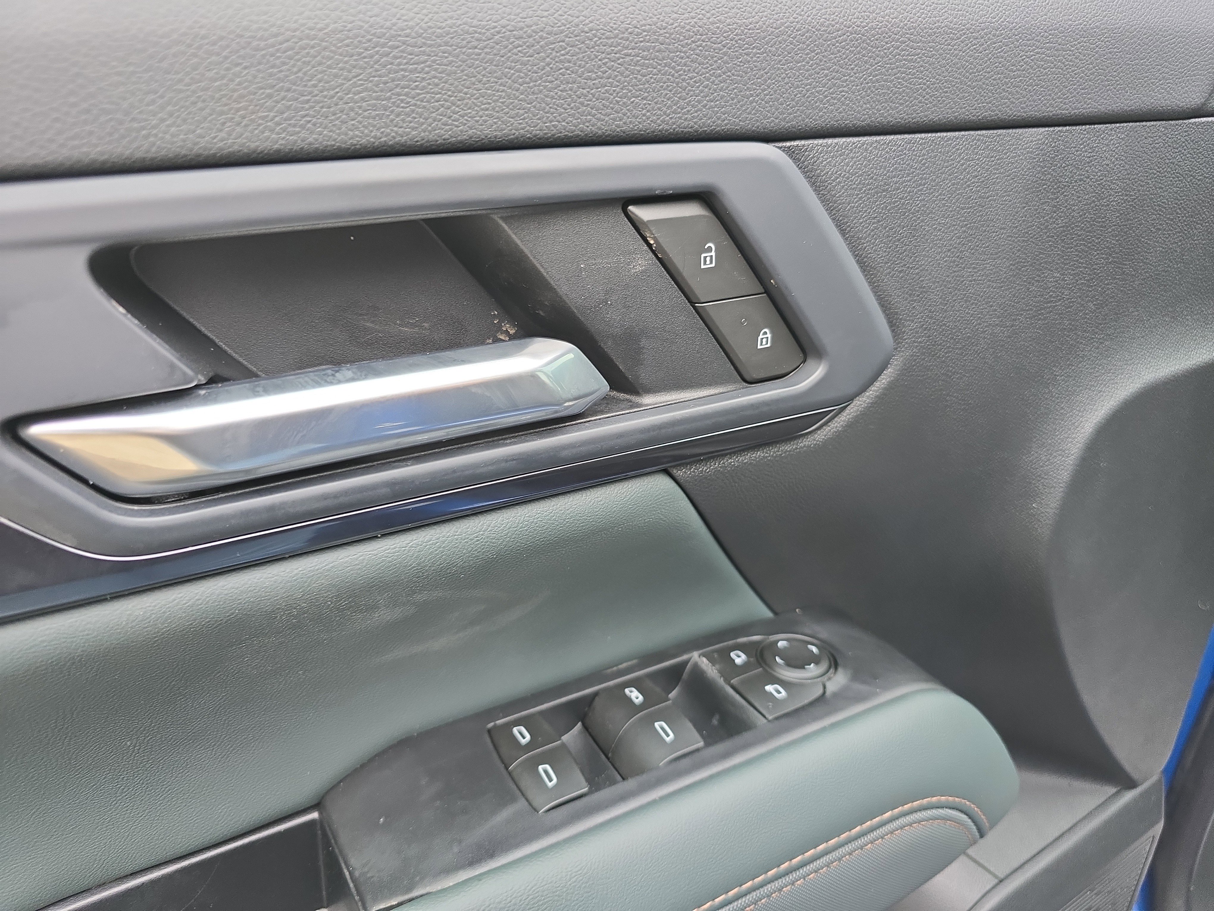 New 2026 GMC Terrain AT4 w/ LPO, Floor Liner Package image 19