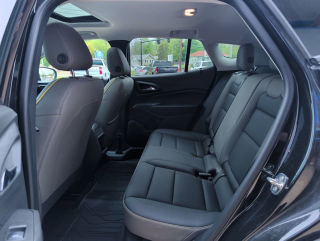 Certified 2024 Chevrolet Trax ACTIV w/ Sunroof Package FWD image 28