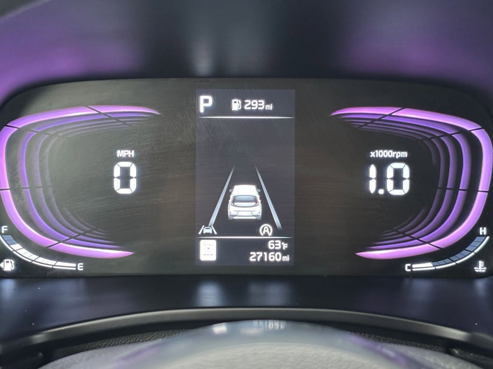 Used 2025 Kia Soul LX w/ LX Technology Package FWD image 40