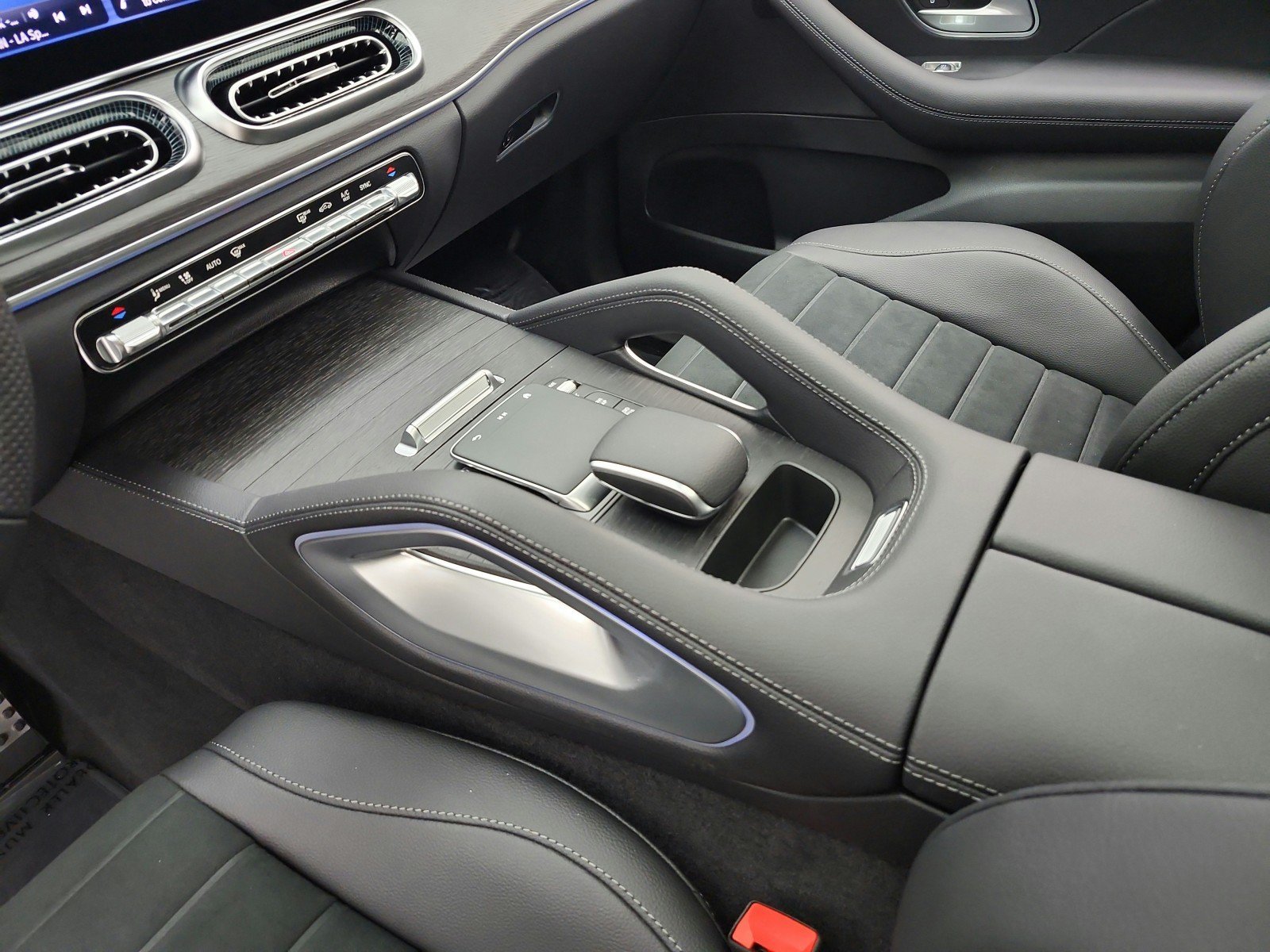 New 2027 Mercedes-Benz GLE 450 4MATIC Coupe image 10