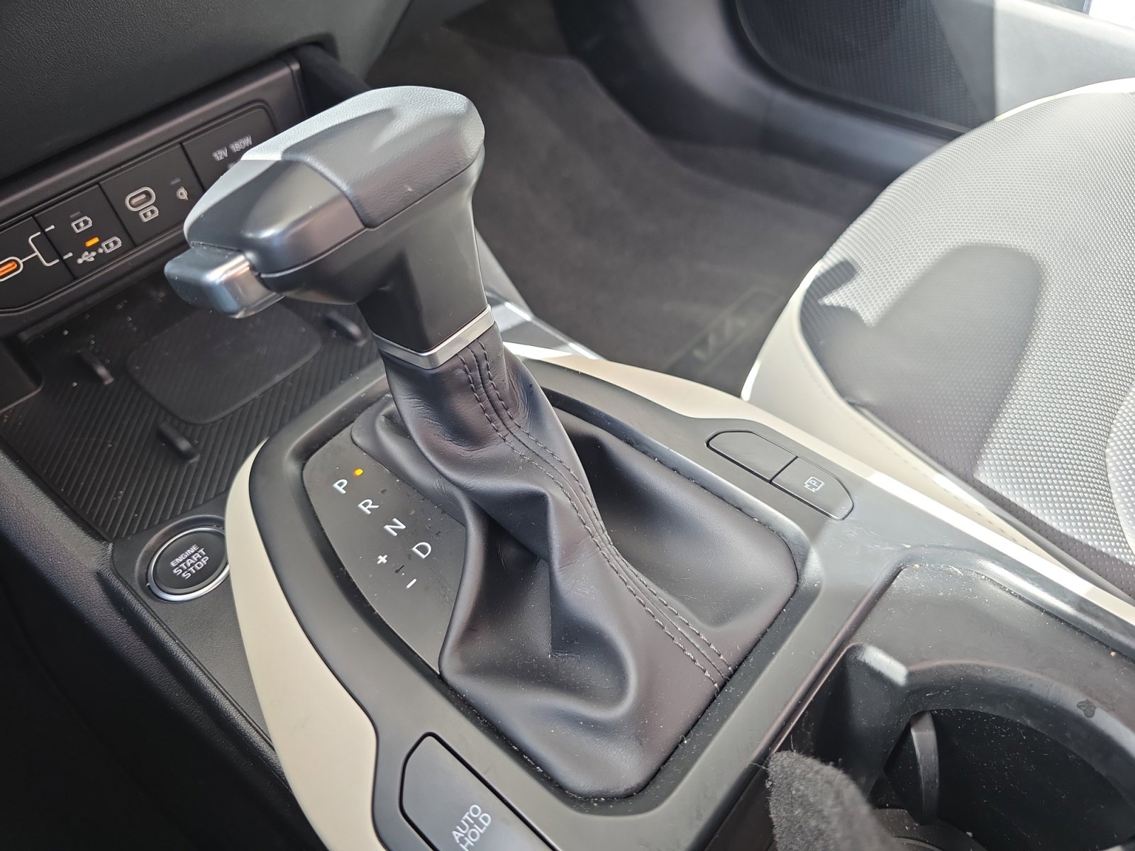 Used 2025 Kia K4 GT-Line w/ GT-Line Premium Package image 20