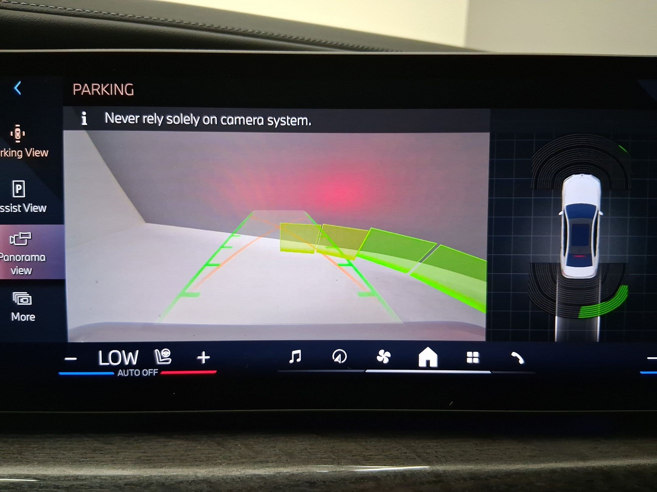 Used 2023 BMW 740i RWD image 19
