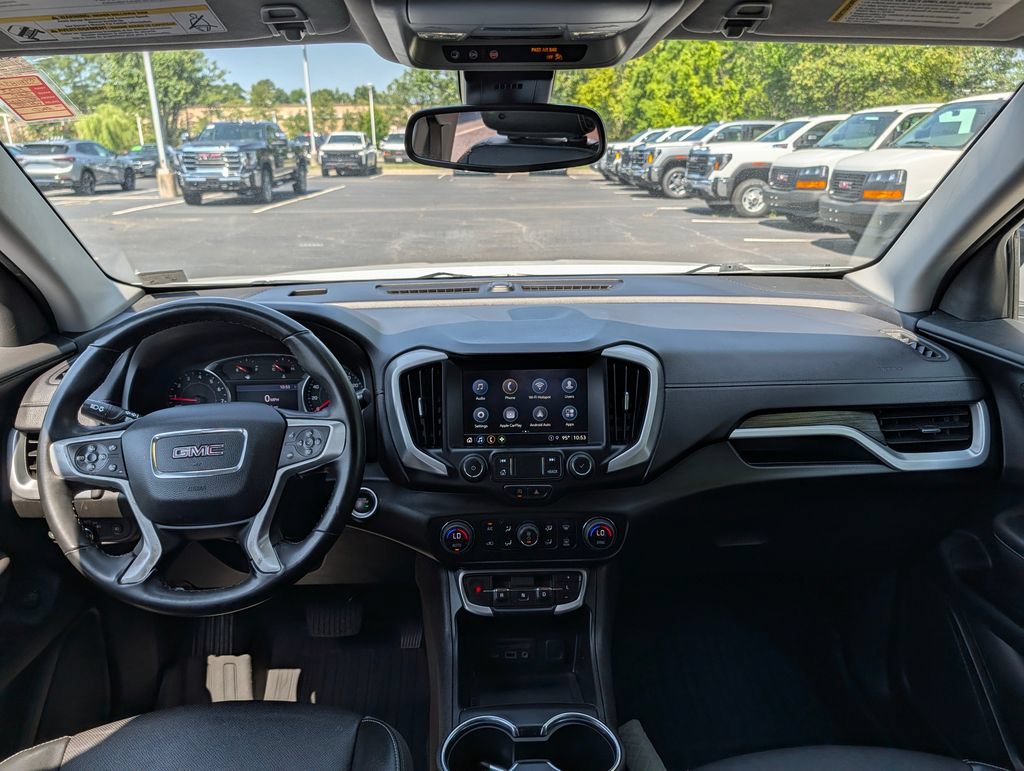 Used 2023 GMC Terrain SLT AWD/4WD image 10