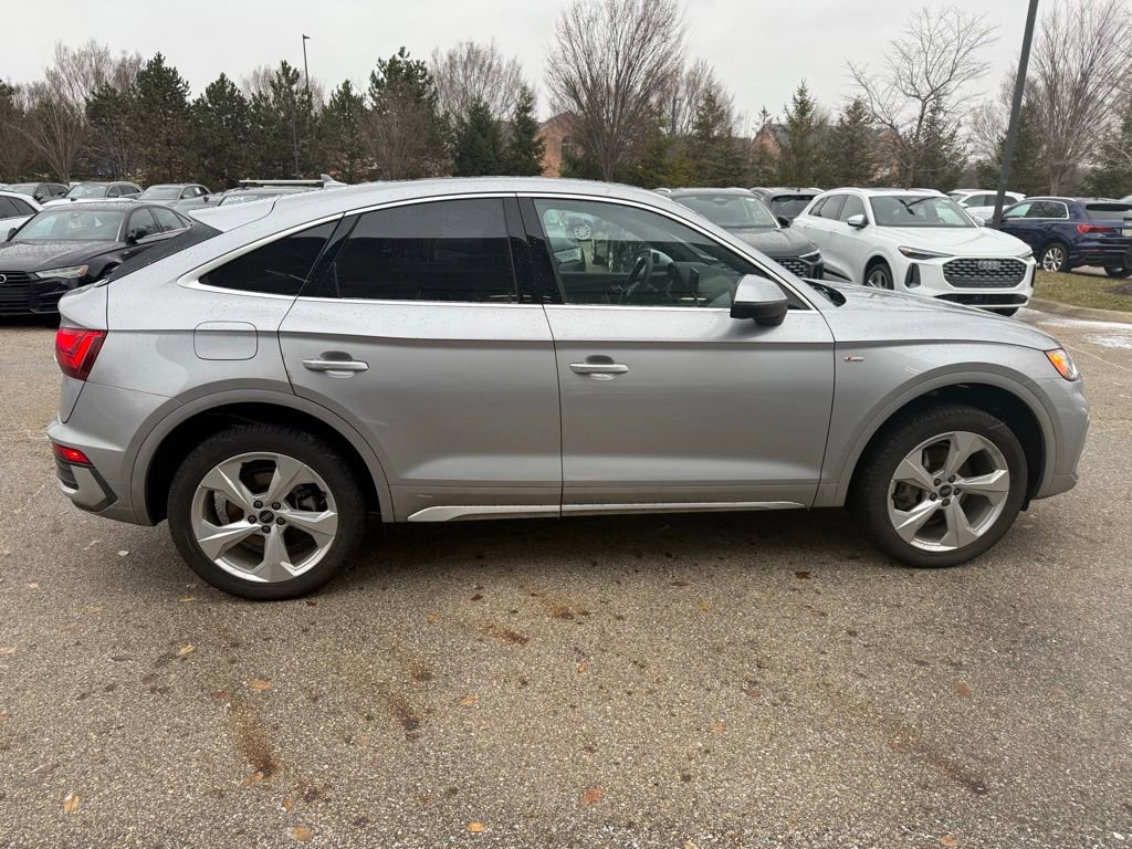 Certified 2025 Audi Q5 2.0T Premium Plus w/ Premium Plus Package image 8