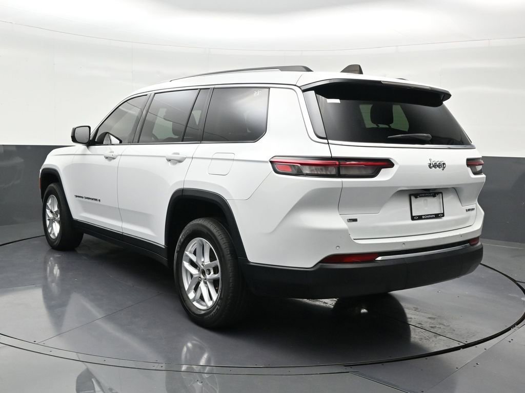 Used 2023 Jeep Grand Cherokee L Laredo image 3