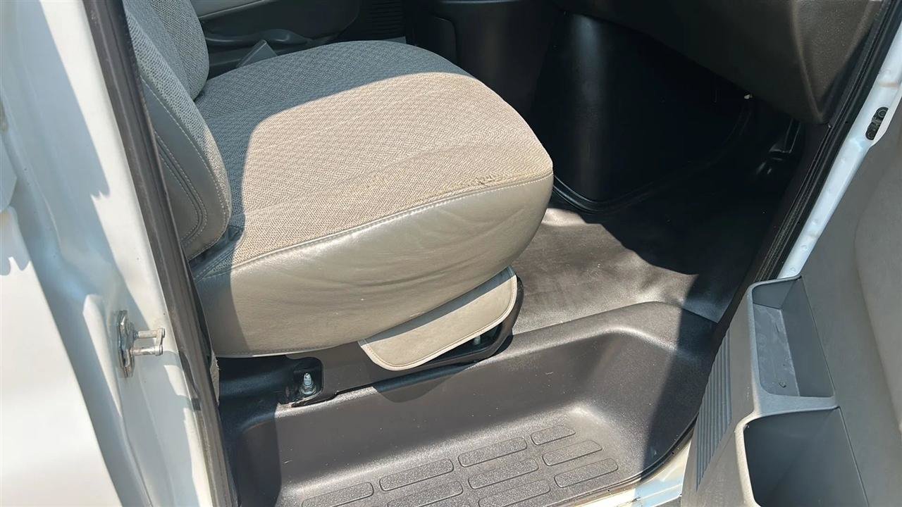 Used 2016 Chevrolet Express 3500 LT w/ LT Preferred Equipment Group RWD image 39