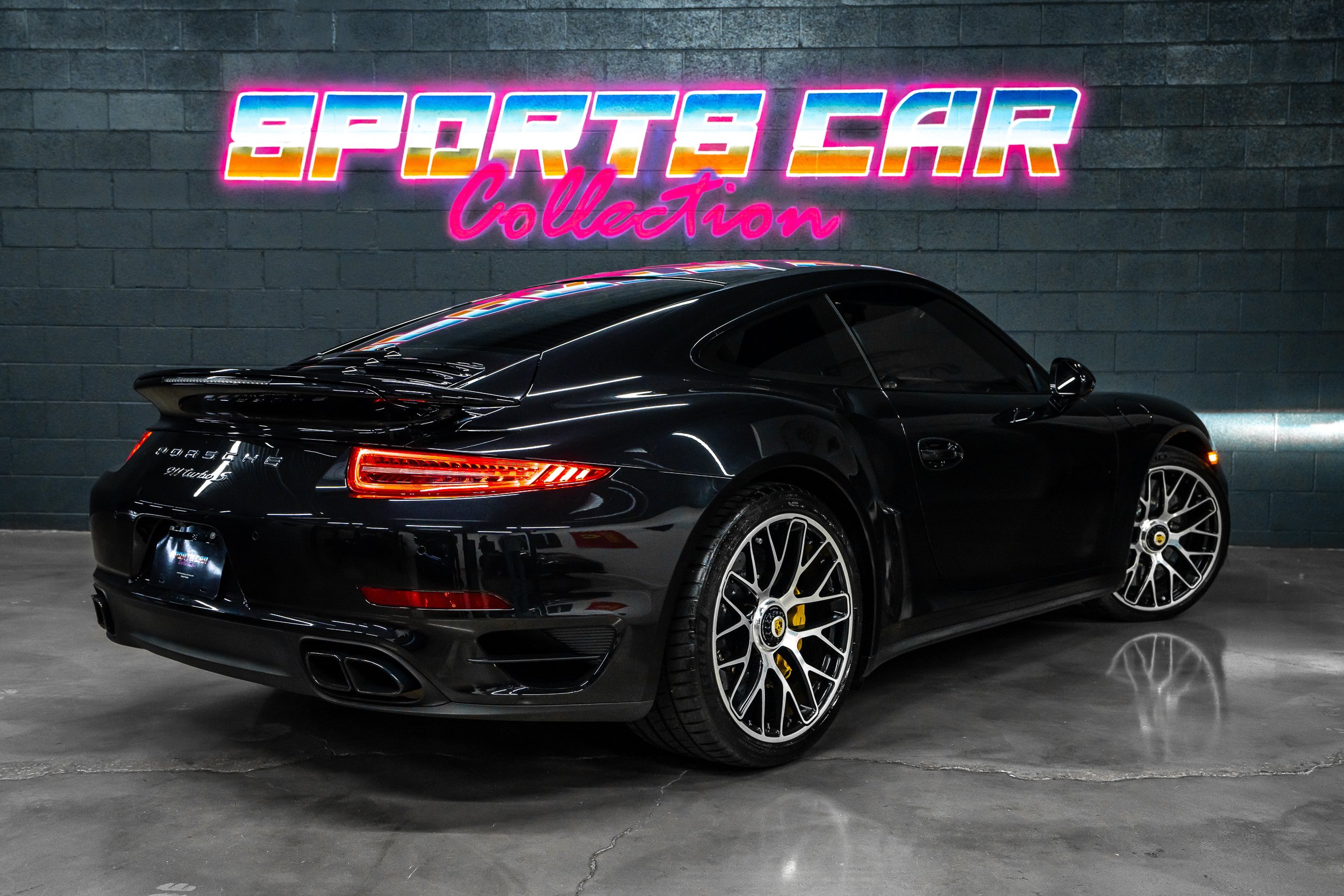 Used 2014 Porsche 911 Turbo S AWD/4WD image 8