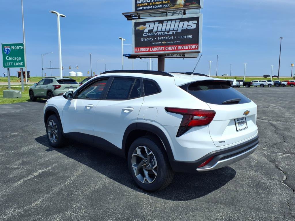 New 2025 Chevrolet Trax LT image 6
