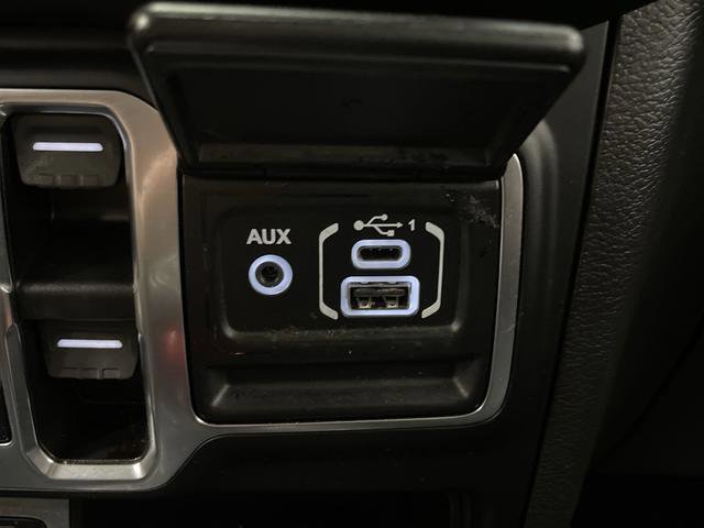 Used 2023 Jeep Wrangler Unlimited Rubicon 4xe image 22