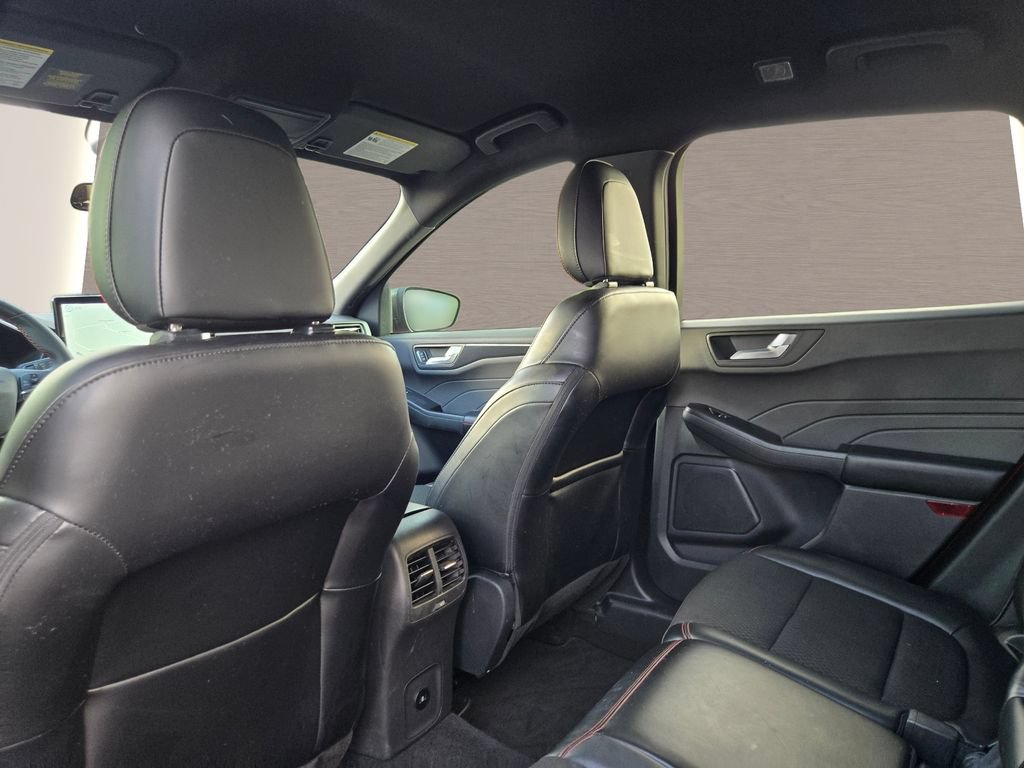Used 2024 Ford Escape ST-Line w/ Tech Pack #1 FWD image 14