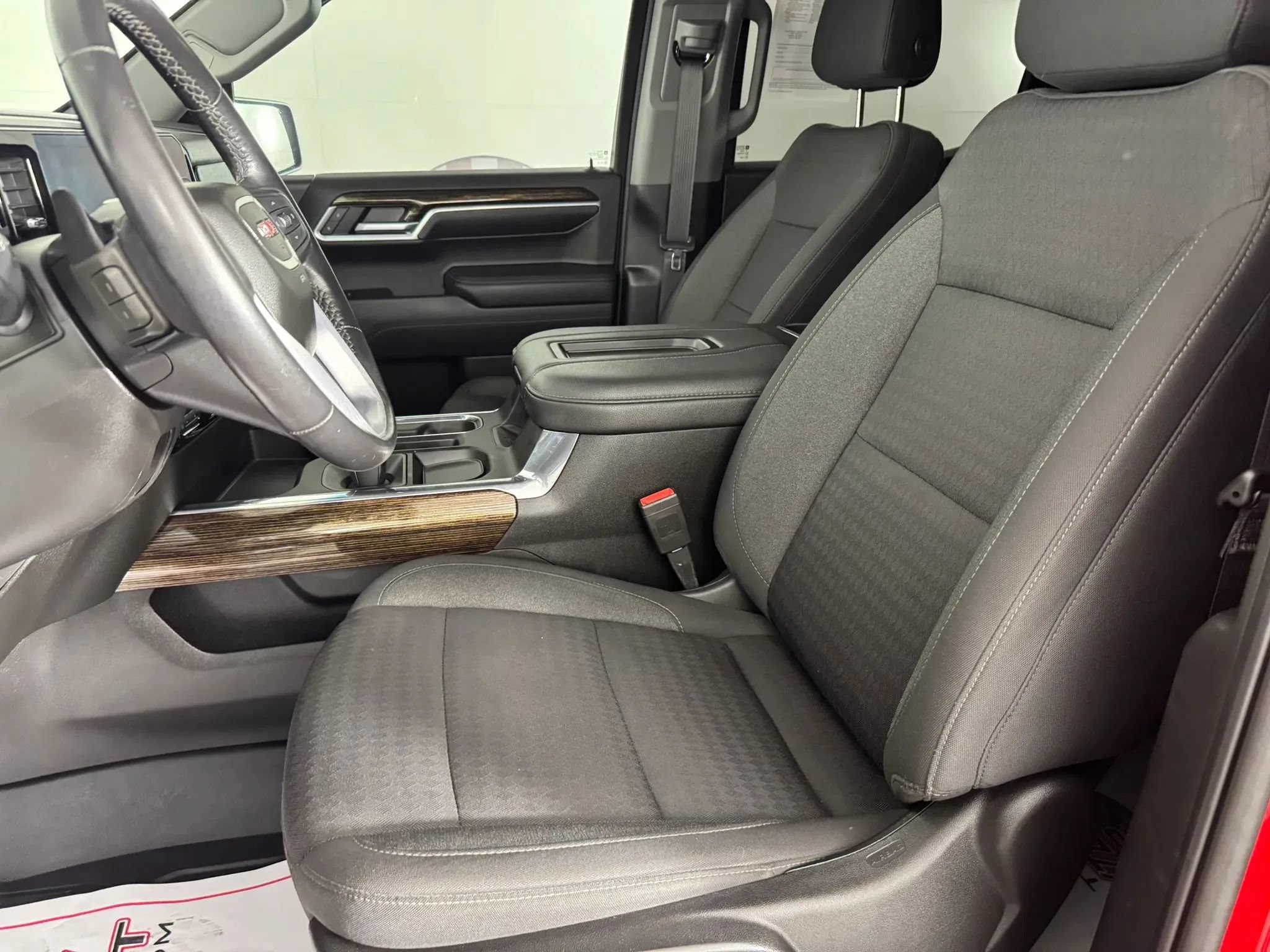 Used 2022 GMC Sierra 1500 Elevation AWD/4WD image 31