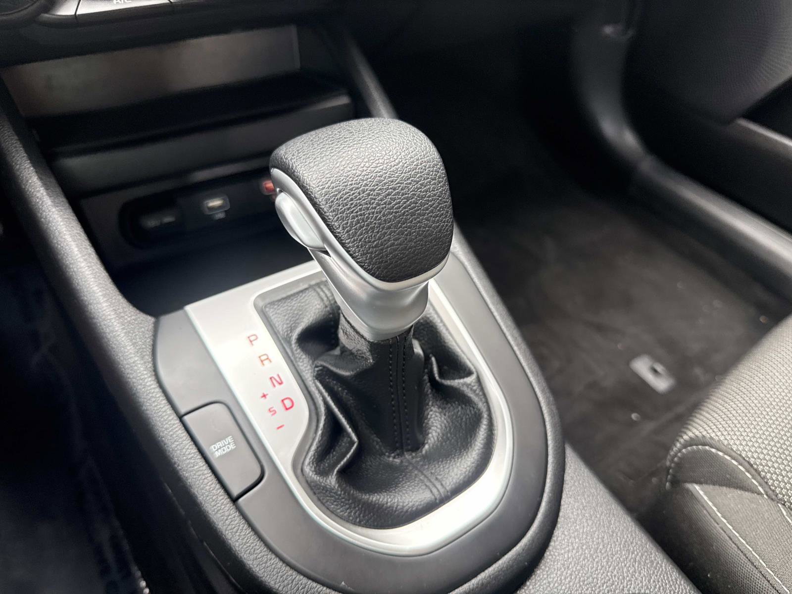 Used 2024 Kia Forte LXS image 23