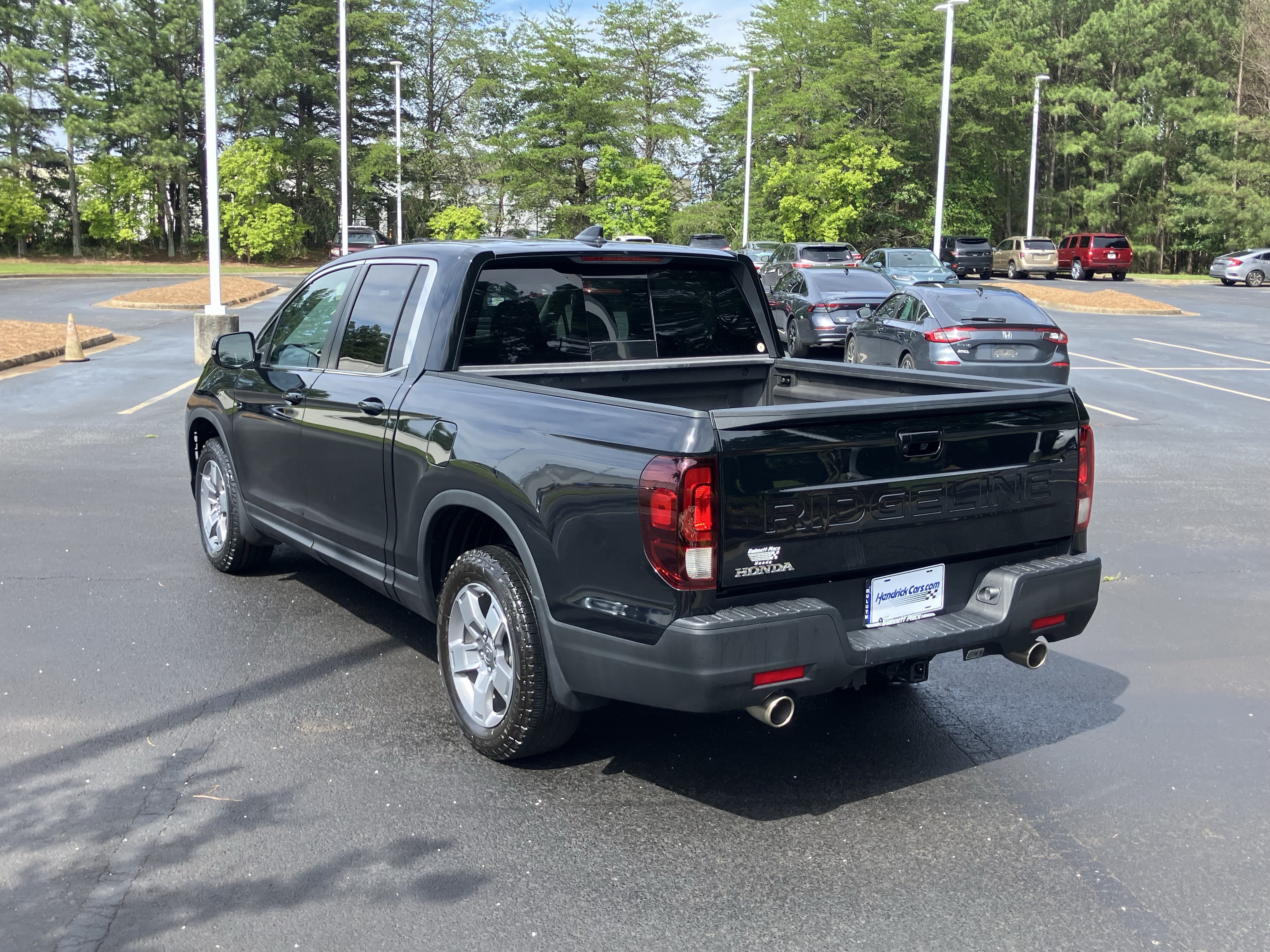 Certified 2025 Honda Ridgeline RTL image 8