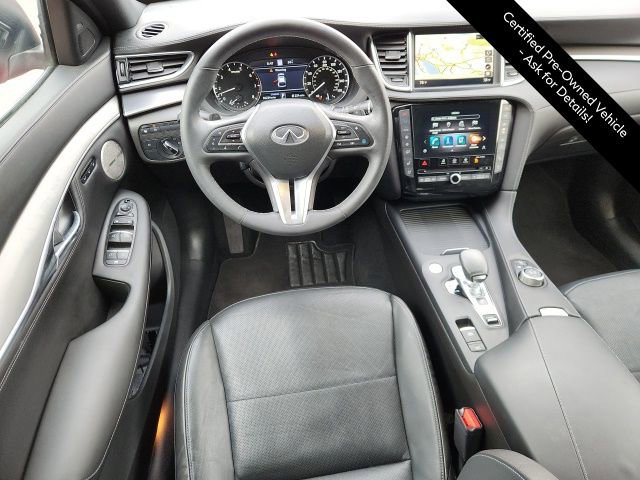 Certified 2023 INFINITI QX55 Essential image 11