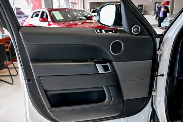 Used 2021 Land Rover Range Rover Sport HSE Silver Edition image 19