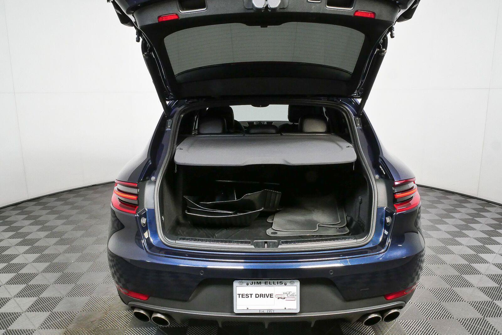 Used 2018 Porsche Macan S AWD/4WD image 30