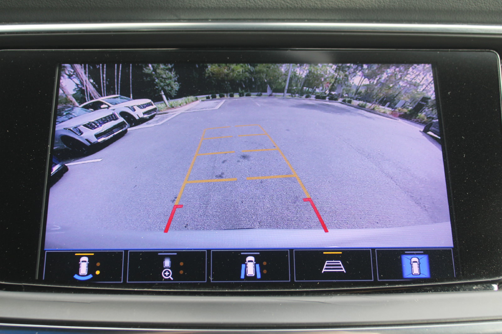 Used 2022 Buick Enclave Premium FWD image 62