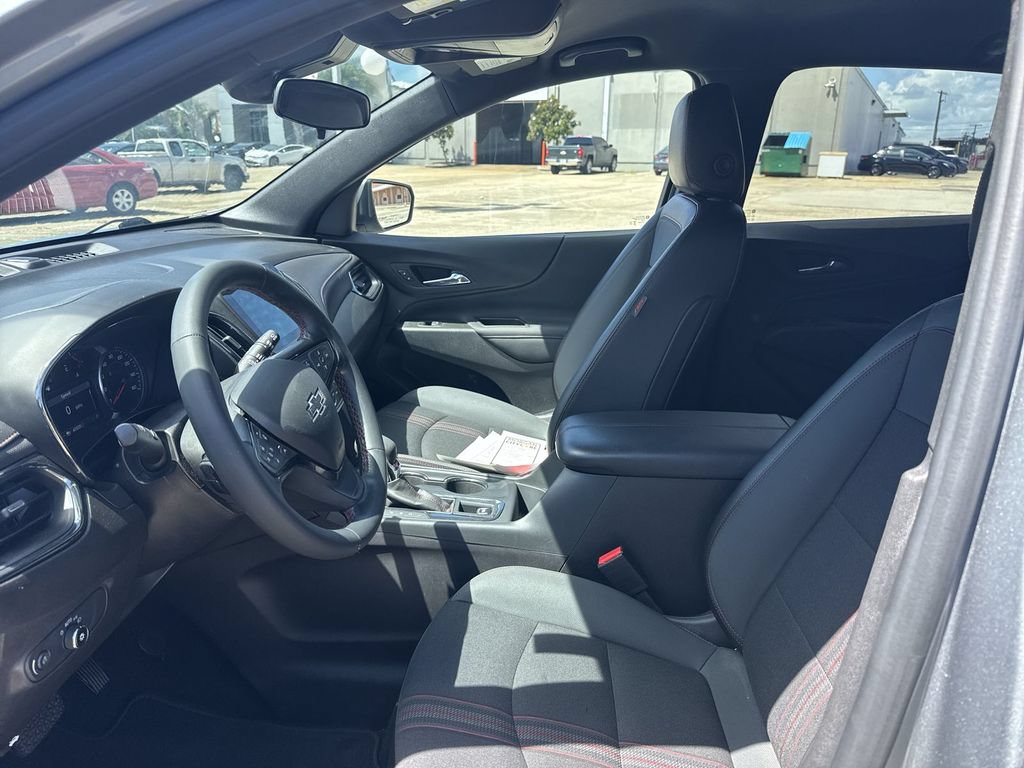 Used 2024 Chevrolet Equinox RS FWD image 13