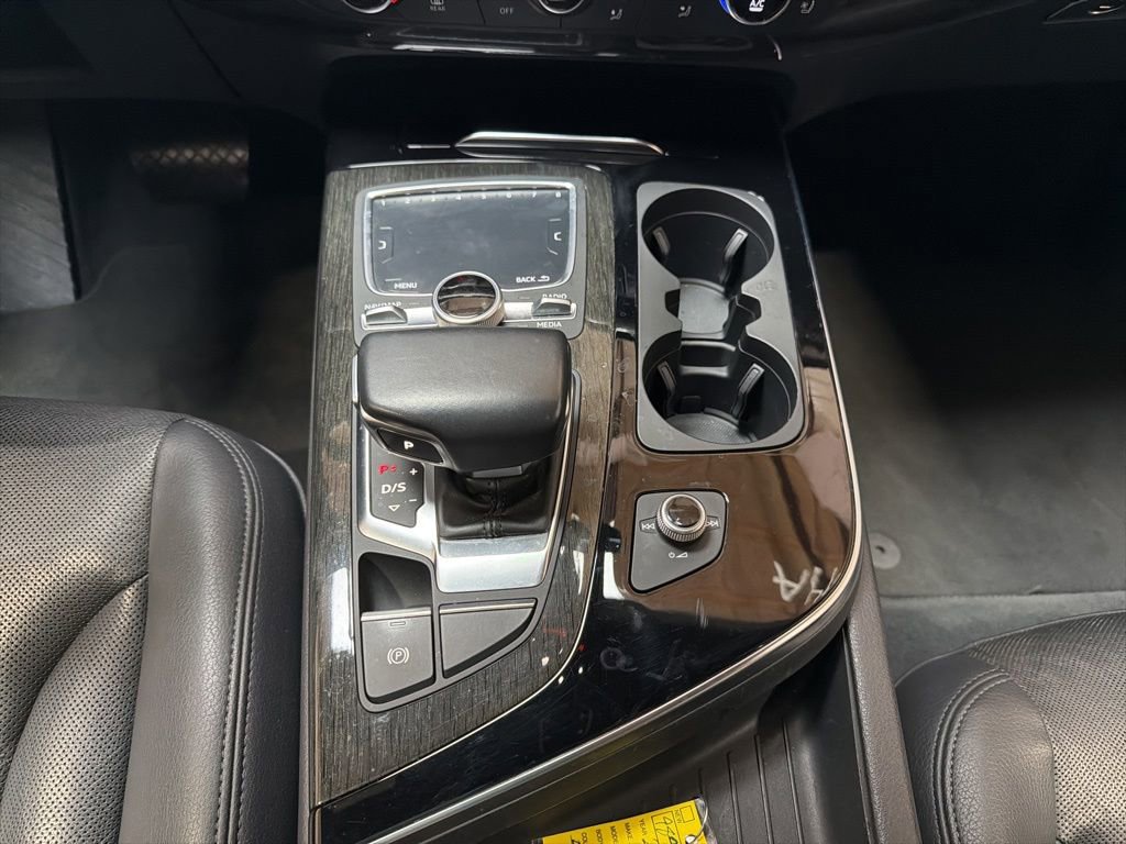 Used 2017 Audi Q7 3.0T Premium Plus AWD/4WD image 20